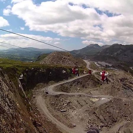The Sidings Wales Villa Blaenau Ffestiniog Bagian luar foto